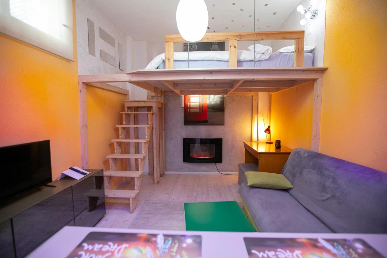 Orange And Blue Studio Downtown 5 Min From White Tower Apartment เทสซาโลนิกิ ภายนอก รูปภาพ