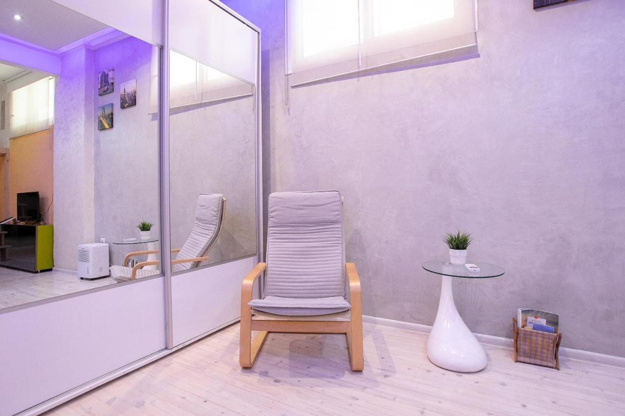 Orange And Blue Studio Downtown 5 Min From White Tower Apartment เทสซาโลนิกิ ภายนอก รูปภาพ
