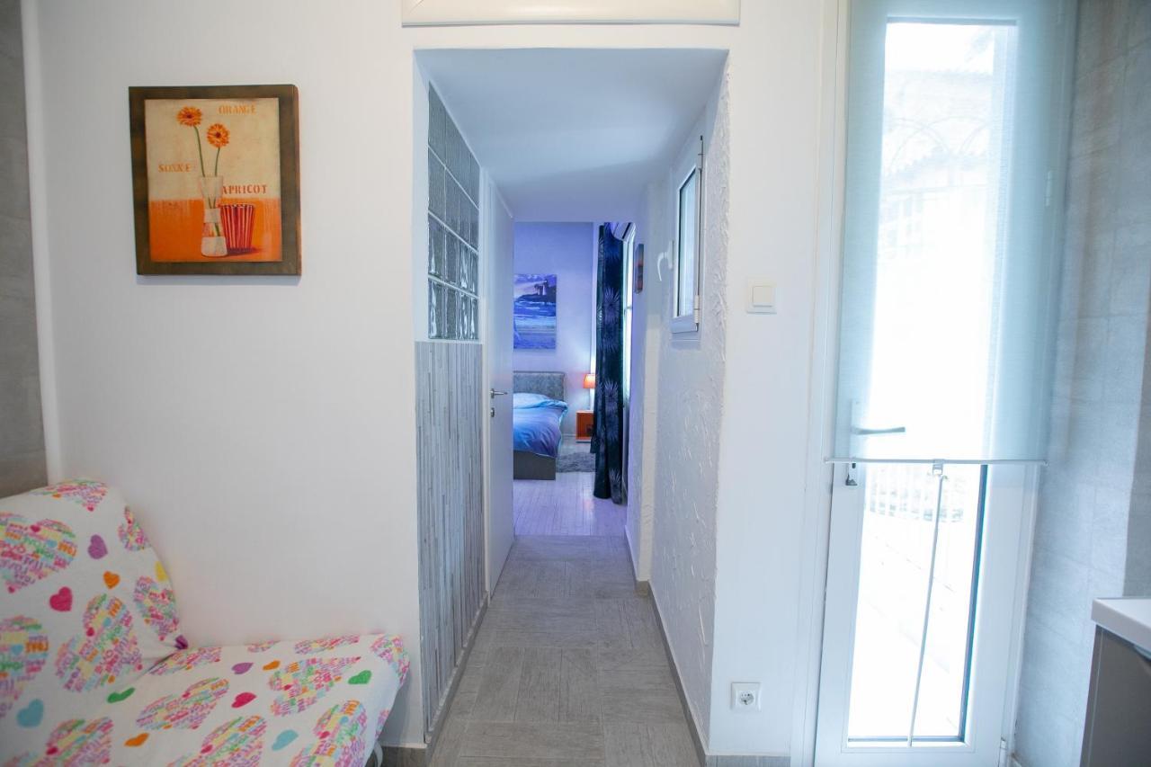 Orange And Blue Studio Downtown 5 Min From White Tower Apartment เทสซาโลนิกิ ภายนอก รูปภาพ
