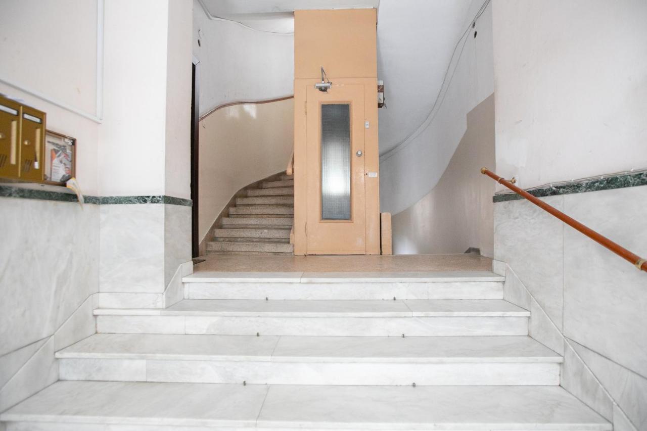 Orange And Blue Studio Downtown 5 Min From White Tower Apartment เทสซาโลนิกิ ภายนอก รูปภาพ